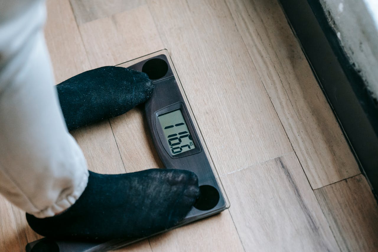 Keď schudnete, automaticky pôjde dole aj vysoký cholesterol. Foto: Pexels.com