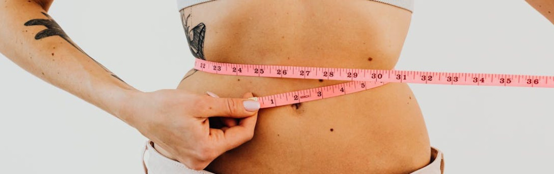 Do vytúženého cieľa vás dostane kombinácia zdravej stravy, pohybu a tabletiek na chudnutie. Foto: Pexels.com