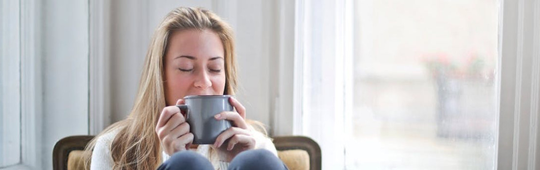 Vychutnajte si lahodnú chuť čaju a užívajte si benefity, ktoré zvýšia odolnosť vášho tela pred chorobami. Foto: Pexels.com