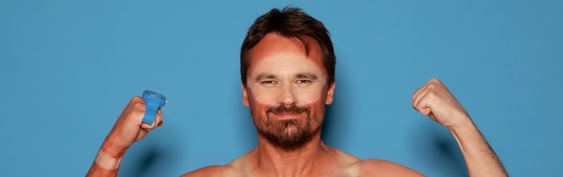 Muž cvičí na posilnenie panvového dna – prirodzená podpora erekcie